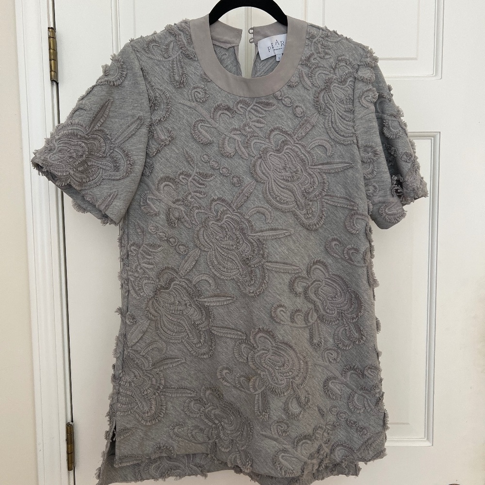 Gray embroidered tunic